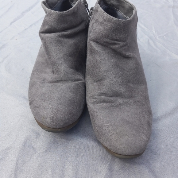 Booties - Picture 4 of 5